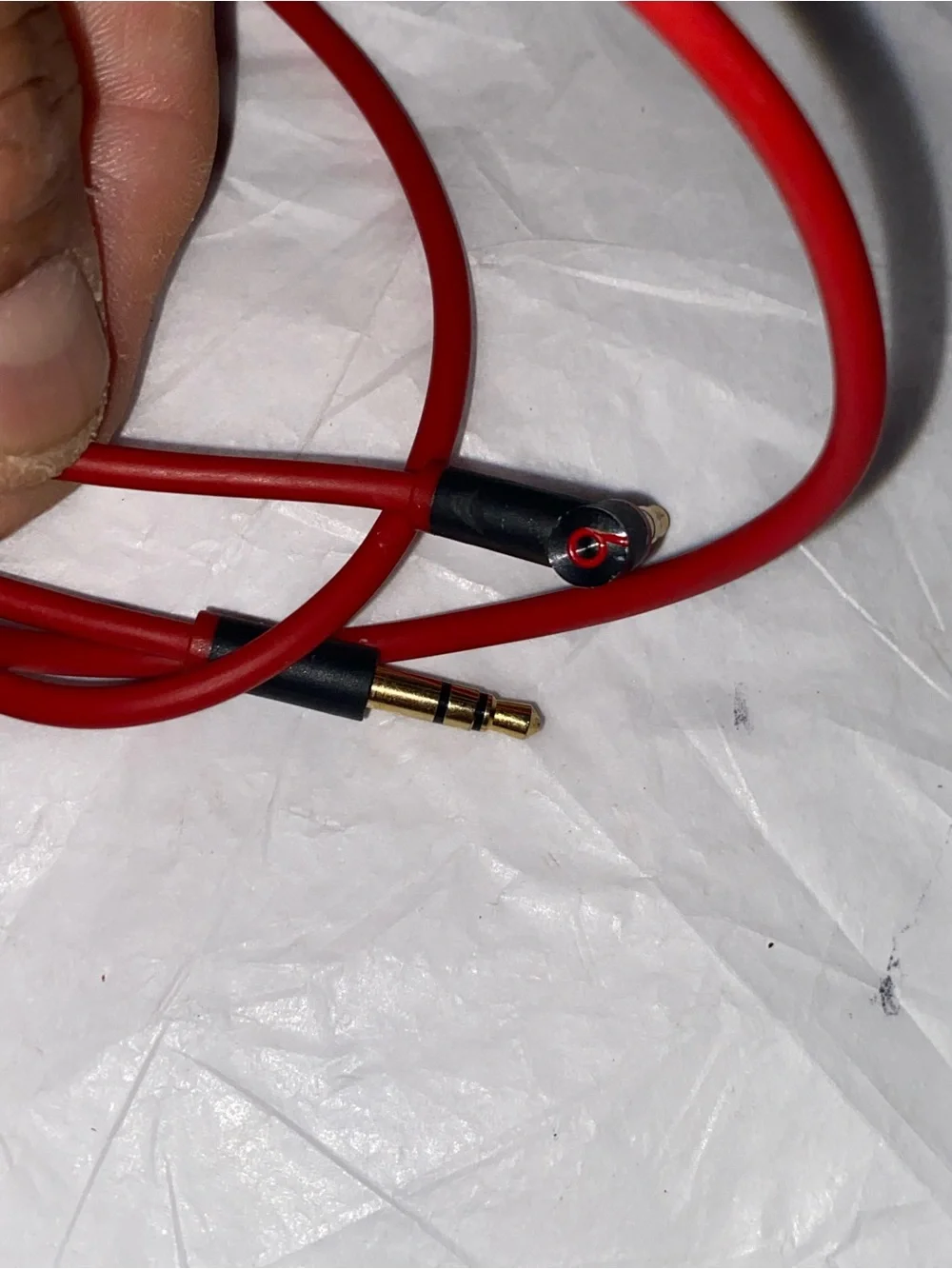 Beat  Auxiliary Audio Cable — Durable Mobile & Car Connection
